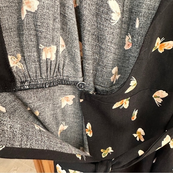 Urban Outfitters Spring Day Butterfly MIDI Wrap Dress - Picture 8 of 15